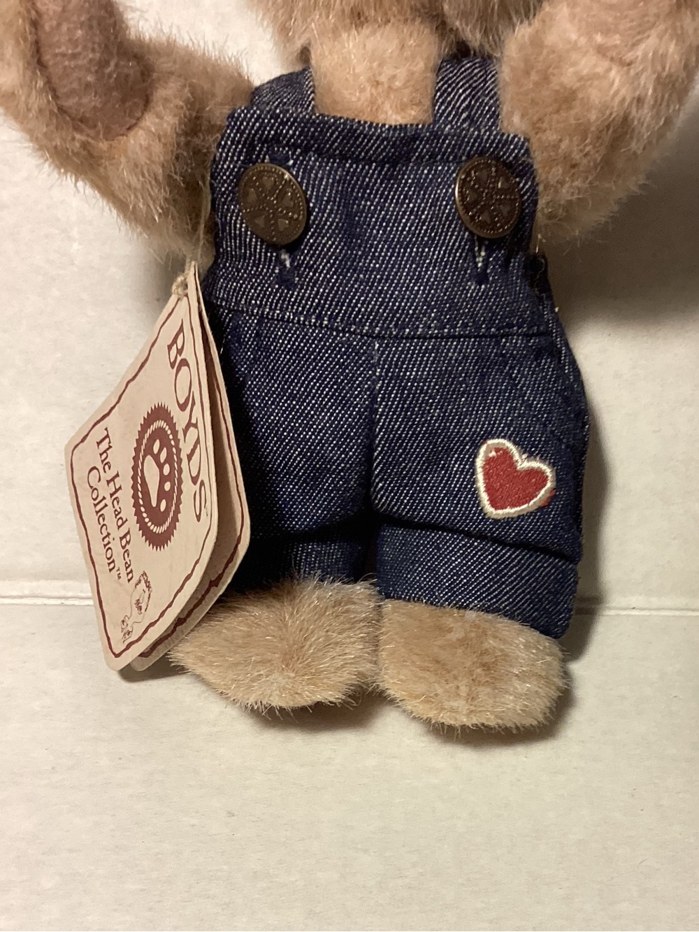 Boyd’s 6” Bear head bean Jimmy T Bear Denim Overalls with Heart patch - Picture 4 of 8